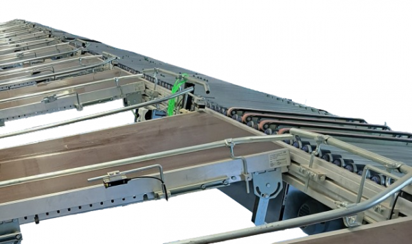 Transnorm accumulating roller conveyor with ejector 3820-700-645