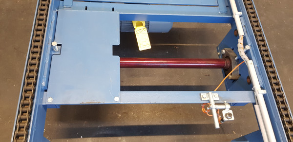 Paletten Umsetzer Transfer Rollenbahn Ketten 90° 3900-1650-1040-900