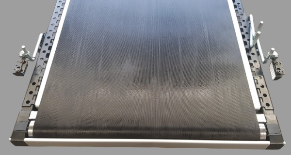 Interroll Rising falling Incline belt conveyor with leading belt GF 4778 (3888+890)-690-580