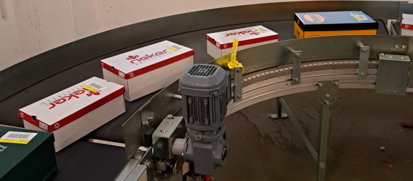 Transnorm Gurtkurvenförderer Gurtkurve 90°-800-700 IR900 links