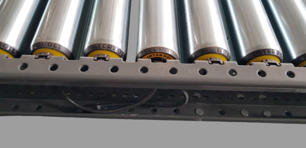 Knapp angled roller conveyor 600-510-450