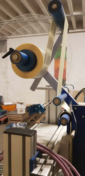 Label dispenser Macro SP12 right side