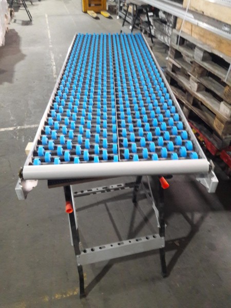 Transnorm gravity roller conveyor 2140-700-600-40