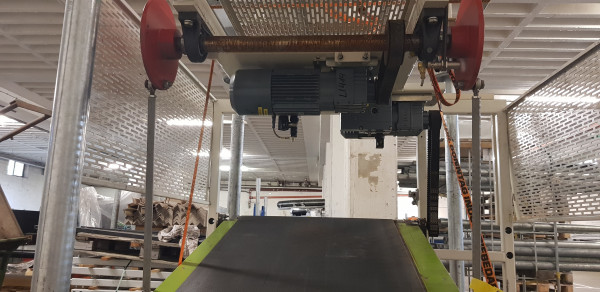 Lippert Belt Conveyor Folding Belt Switch track conveyor belt 1360-750-600