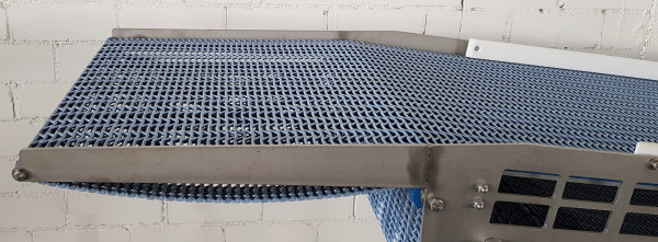 Kersting Kunststoff-Kette-Förderer Förderband Schrägförderer GF 3350-720-620 mit Abtropfwanne zum Re