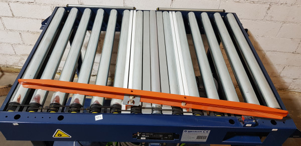 Mecalux transfer roller conveyor slider 24V 90° 1050-815-730