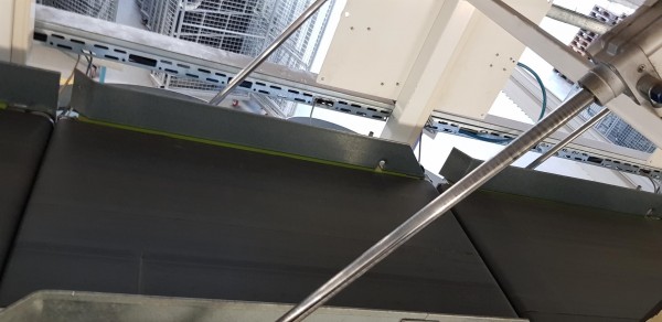 Lippert Gurtförderer Gurtband Förderband Klappenband GF 970-650-500