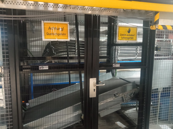 Lippert Gurtförderer Klappband Vertikalweiche Weiche Verteilung GF 3700-920-800 - NEU